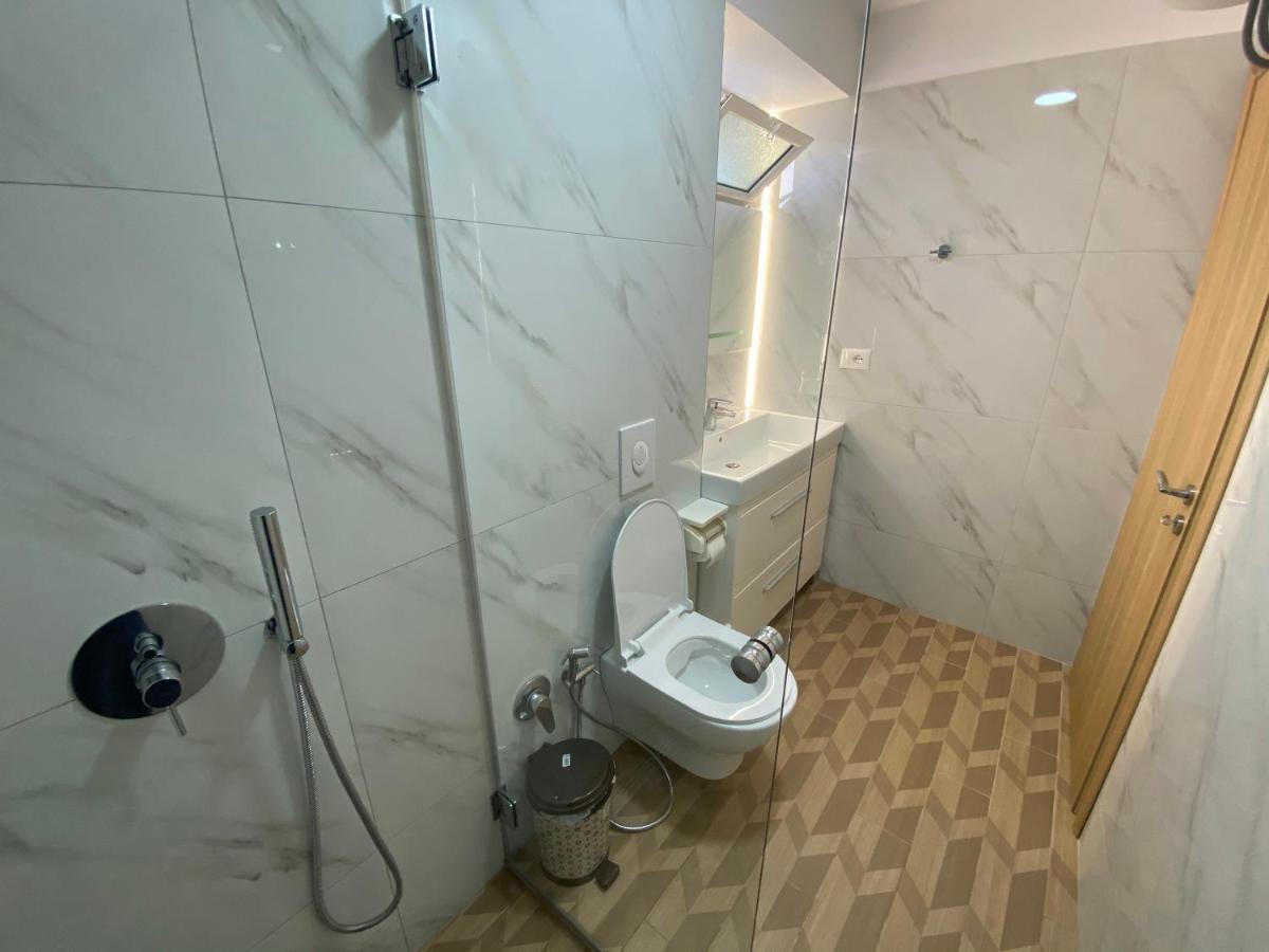 Отель Progon House Tepelene Экстерьер фото